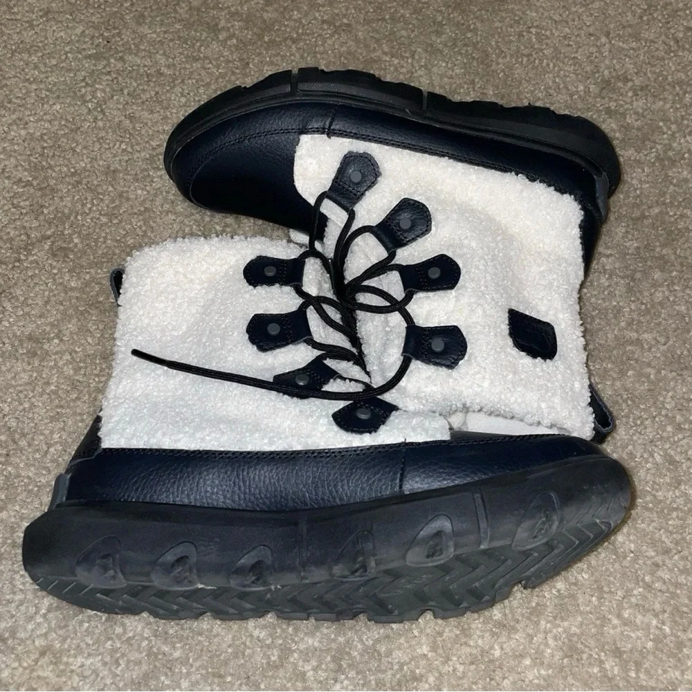 Sorel Kinetic Sport Black‎ White Faux Shearling Waterproof Winter Boots